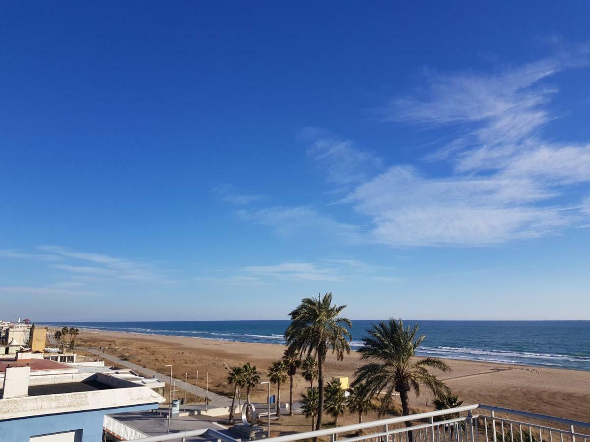 Mogaver Beach Castelldefels Apartamento Exterior foto